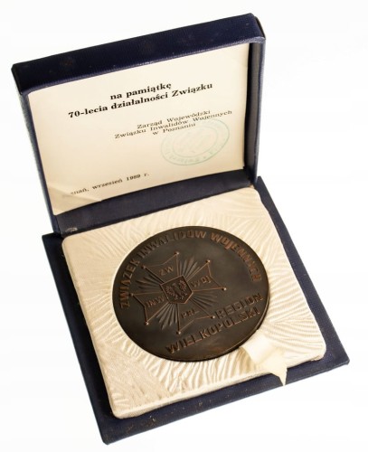 MEDAL 70 LAT ZWIĄZKU INWALIDÓW WOJENNYCH REG. WLKP