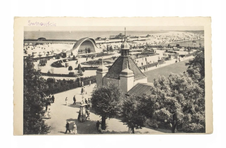 ŚWINOUJŚCIE - PROMENADA l. 30/40