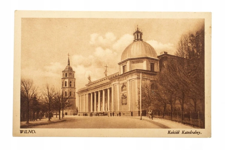 WILNO - KOŚCIÓŁ KATEDRALNY l. 30