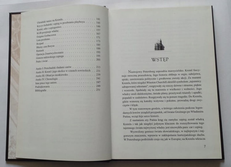 STARA KSIĄŻKA TAJEMNICA KREMLA V. FEDOROWSKI 2005