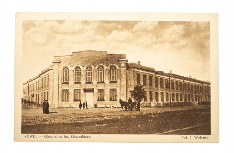 KOWEL - GIMNAZJUM IM. SŁOWACKIEGO l. 20/30