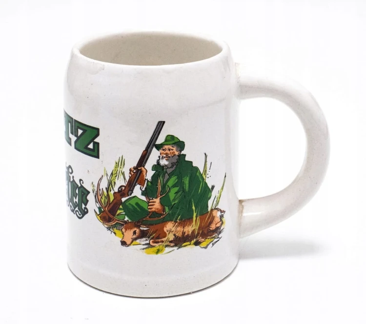 STARY CERAMICZNY KUFEL - SPITZ JAGERTEE AUSTRIA, MYŚLIWY ZE STRZELBĄ, JELEŃ