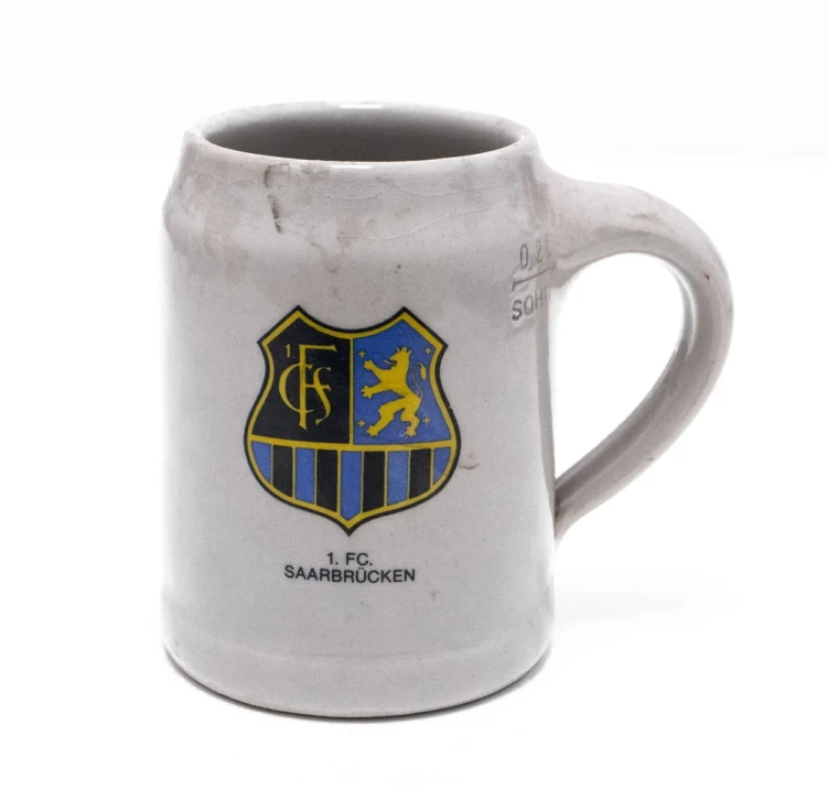 STARY CERAMICZNY KUFEL - PIWO HENNINGER, FC SAARBRUCKEN, NIEMCY