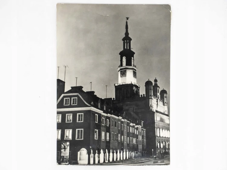 POZNAŃ - RATUSZ I DOMKI BUDNICZE NOCĄ 1969