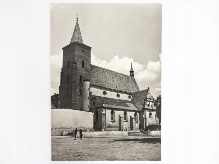 KROTOSZYN - PÓŹNOGOTYCKI KOŚCIÓŁ PARAFIALNY 1968