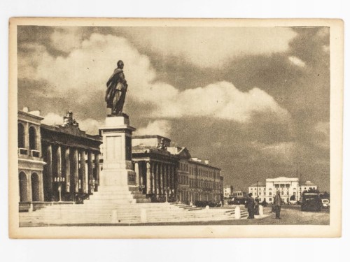 WARSZAWA - PLAC FELIKSA DZIERŻYŃSKIEGO WRAZ Z POMNIKIEM LATA 50. PRL