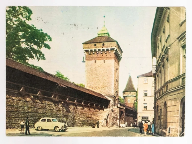 KRAKÓW - MURY OBRONNE Z BRAMĄ FLORIAŃSKĄ I BASZTĄ PASAMONIKÓW 1965