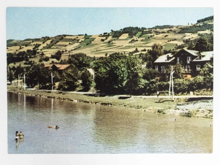 PIWNICZNA-ZDRÓJ - WIDOK ZNAD POPRADU 1968