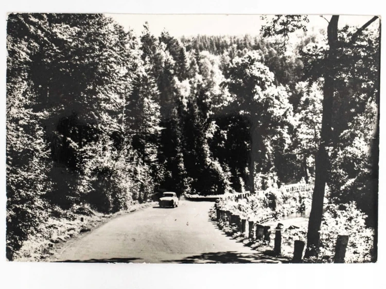 SZKLARSKA PORĘBA - DROGA DO MIASTA 1969 PRL