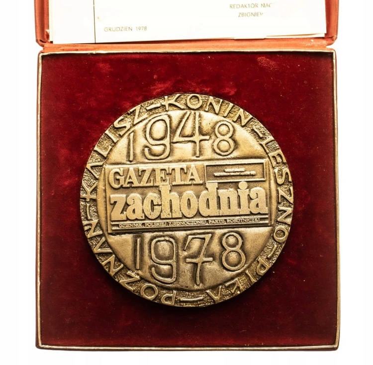 MEDAL 30 LAT GAZETY ZACHODNIEJ POZNAŃ - KALISZ - KONIN - LESZNO - PIŁA 1978