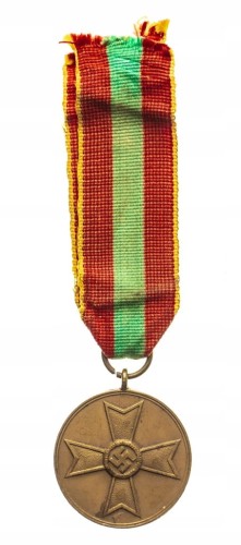 Niemcy, Medal Zasługi Wojennej (Kriegsverdienstmedaille), 1940-1945