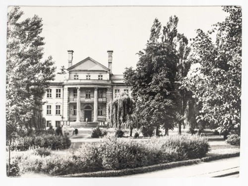 WOLSZTYN - PRZYCHODNIA REJONOWA DAWNY SIEROCINIEC LATA 60. PRL