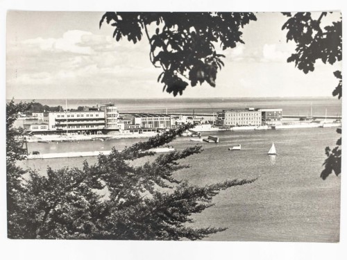 GDYNIA - BASEN ŻEGLARSKI I BUDYNEK SZKOŁY RYBOŁÓWSTWA MORSKIEGO 1966 PRL