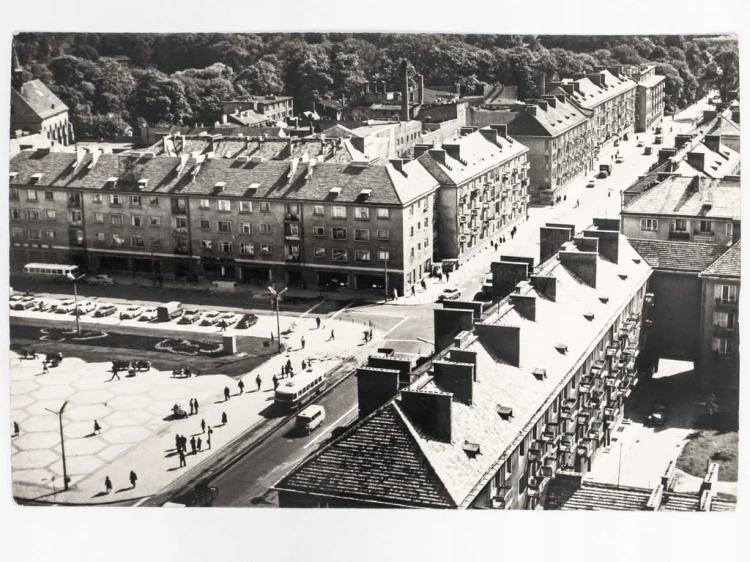 KOSZALIN - PANORAMA Z RYNKIEM STAROMIEJSKIM I UL. ZWYCIĘSTWA 1966 PRL