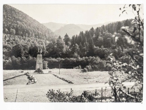 JABŁONKI - POMNIK KU CZCI GEN. KAROLA ŚWIERCZEWSKIEGO 1967 PRL