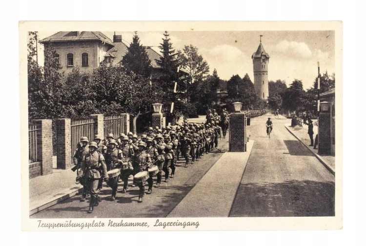 ŚWIĘTOSZÓW - POLIGON, PRZEMARSZ ŻOŁNIERZY, ORKIESTRA WOJSKOWA 1940