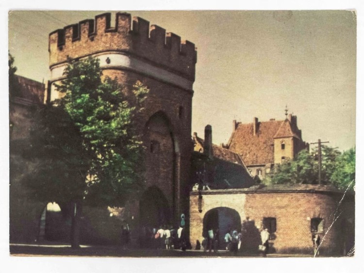 TORUŃ - BRAMA MOSTOWA LATA 60. PRL