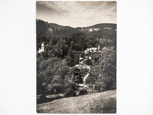 MIĘDZYGÓRZE - PANORAMA Z WIDOKIEM NA KOŚCIÓŁ PW. ŚW. KRZYŻA LATA 60. PRL