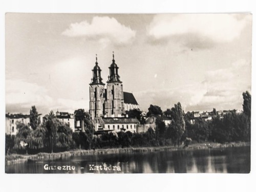 GNIEZNO - ARCHIKATEDRA GNIEŹNIEŃSKA LATA 50. PRL