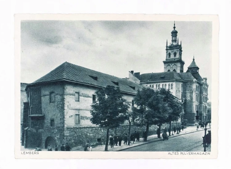 LWÓW - MAGAZYN PROCHU, OKUPACJA l. 40