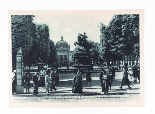 LWÓW - POMNIK SOBIESKIEGO, PLAC HITLERA, OKUPACJA l. 40