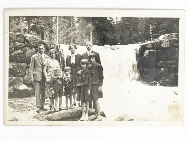 FOTOGRAFIA - ZDJĘCIE RODZINNE FOT. STEFAN KOZYRA ZAKOPANE LATA 30. / 40.