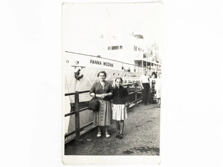 FOTOGRAFIA - STATEK PASAŻERSKI PAROWIEC SS PANNA WODNA LATA 50. / 60. PRL