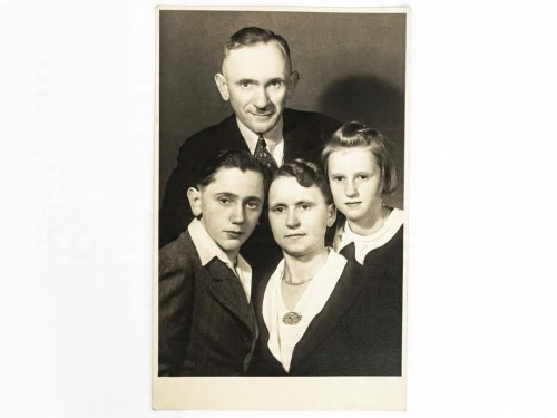 STARA FOTOGRAFIA - ZDJĘCIE RODZINNE FOTO BOGNER POZNAŃ LATA 40. OKUPACJA