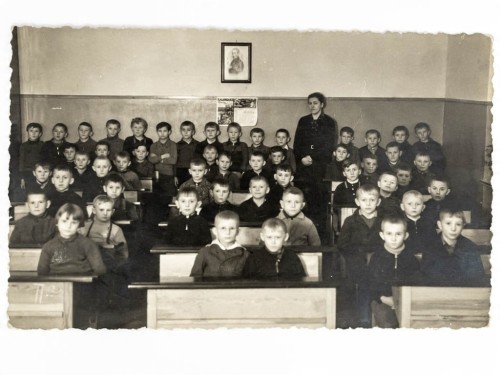 FOTOGRAFIA - ZDJĘCIE GRUPOWE KLASY CHŁOPIĘCEJ ROK SZKOLNY 1935-36 II RP