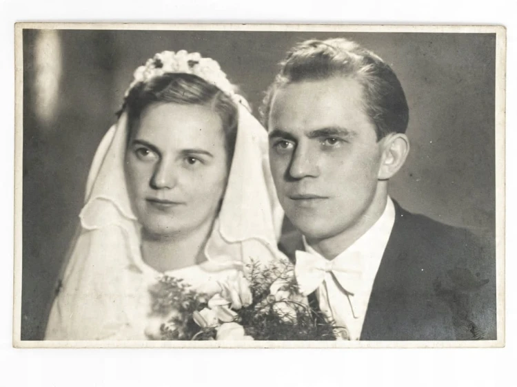 STARA FOTOGRAFIA - ZDJĘCIE ŚLUBNE LATA 30. / 40.