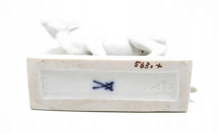 STARA PORCELANOWA FIGURKA SARNA, MIŚNIA