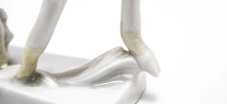 STARA PORCELANOWA FIGURKA SARNA, MIŚNIA