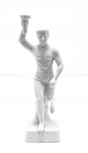 STARA PORCELANOWA FIGURKA - OLIMPIJCZYK, IGRZYSKA OLIMPIJSKIE 1936 BERLIN