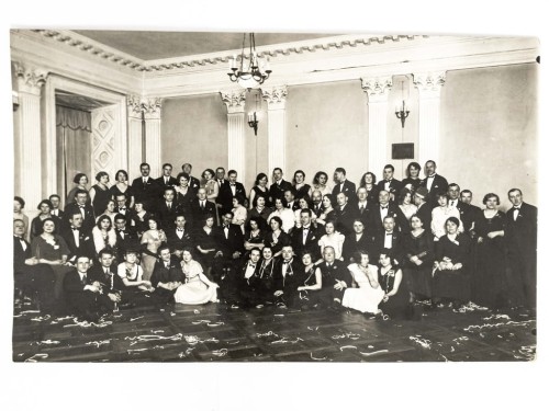 STARA FOTOGRAFIA - ZDJĘCIE GRUPOWE Z BALU I. RÓZEWICZ WARSZAWA 1933 II RP