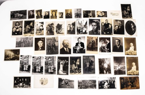ZESTAW FOTOGRAFII RODZINNYCH POZNAŃ I INNE (od pocz. XX wieku do l.50)