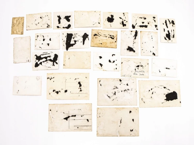 ZESTAW STARYCH FOTOGRAFII RODZINNYCH (od pocz. XX wieku do l. 50 PRL)