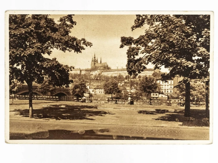 PRAGA - HRADCZANY I ZAMEK PRASKI CZECHOSŁOWACJA / KATOWICE 1945 STEMPEL WOJ