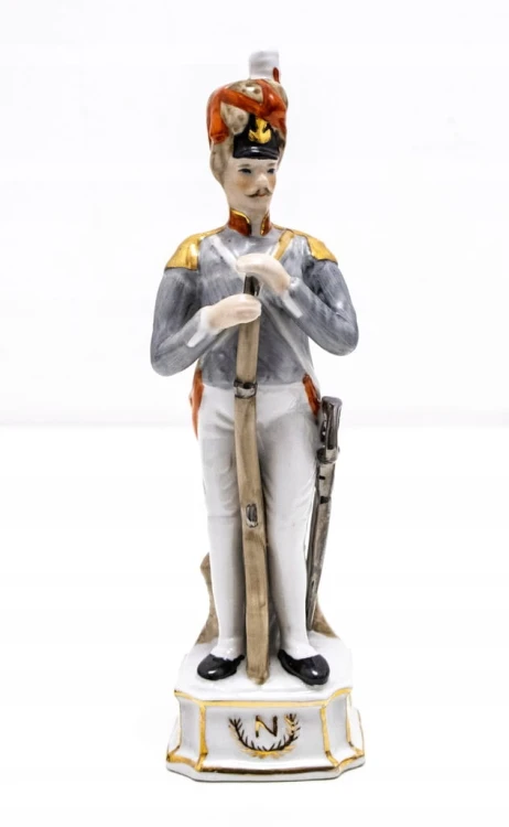 STARA PORCELANOWA FIGURKA - GRENADIER GWARDII NAPOLEONA