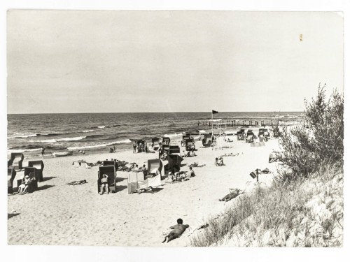 REWAL - PLAŻA Z WCZASOWICZAMI 1973 PRL