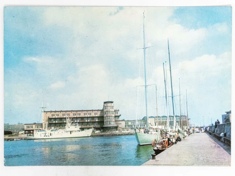 GDYNIA - BASEN ŻEGLARSKI GEN. ZARUSKIEGO WYŻSZA SZKOŁA MORSKA LATA 70. PRL