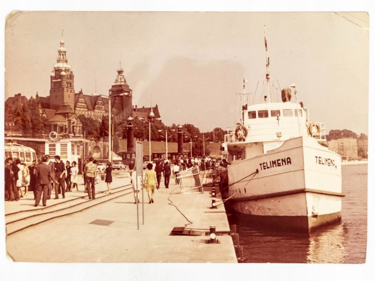 SZCZECIN - PRZYSTAŃ PODZAMCZE ZE STATKIEM MS TELIMENA 1973 PRL