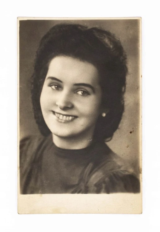 STARA FOTOGRAFIA - MŁODA KOBIETA, GRUDZIĄDZ 1946