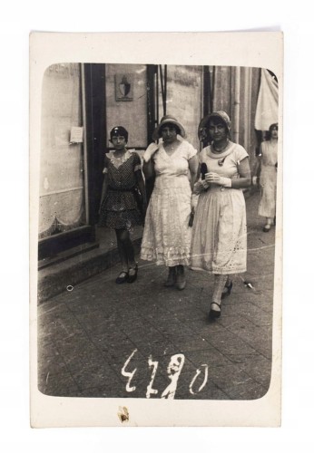 STARA FOTOGRAFIA - KOBIETY NA MIEŚCIE, GRUDZIĄDZ 1931