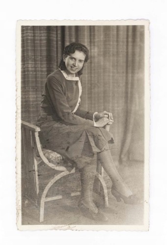 STARA FOTOGRAFIA - MŁODA KOBIETA, FOT. DEUTSCHLANDER, GRUDZIĄDZ 1941