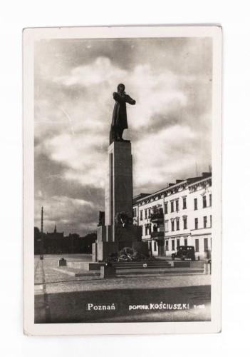 POZNAŃ - POMNIK KOŚCIUSZKI, STARE AUTO l. 50