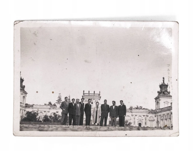 STARA FOTOGRAFIA - WYCIECZKA, PAŁAC W WILANOWIE, WARSZAWA l. 40/50