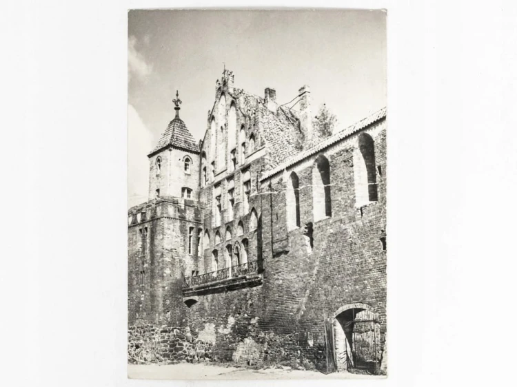 TORUŃ - DWÓR MIESZCZAŃSKI Z XV W. 1972 PRL