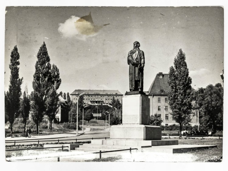 GORZÓW WIELKOPOLSKI - POMNIK ADAMA MICKIEWICZA 1962 PRL