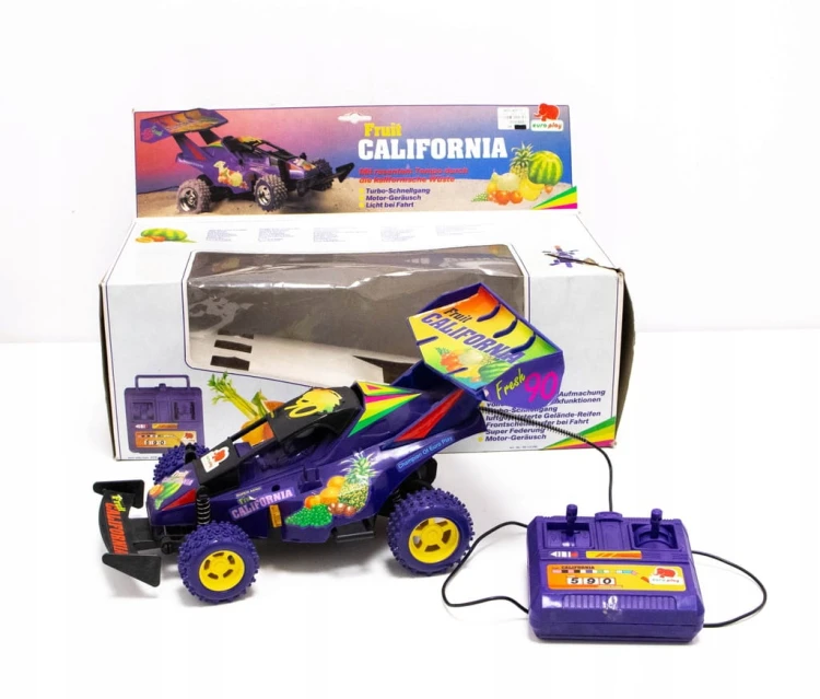 STARA ZABAWKA SAMOCHÓD NA PILOTA - FRUIT CALIFORNIA, EURO-PLAY NIEMCY