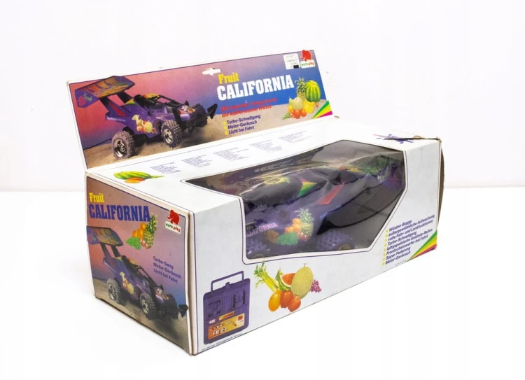 STARA ZABAWKA SAMOCHÓD NA PILOTA - FRUIT CALIFORNIA, EURO-PLAY NIEMCY